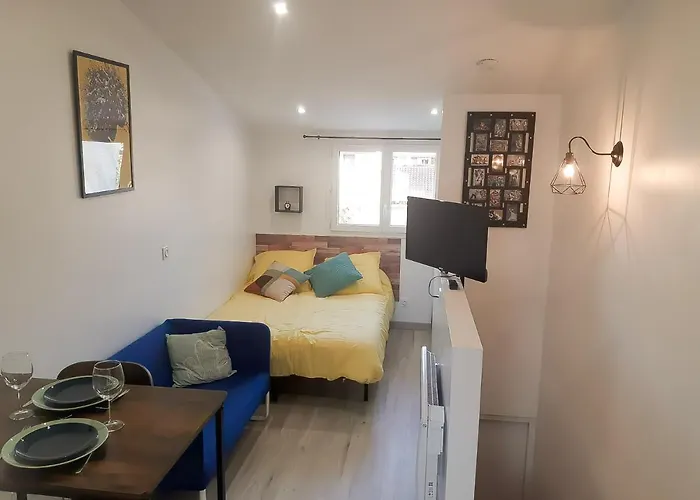 Studio Meuble Tres Agreable